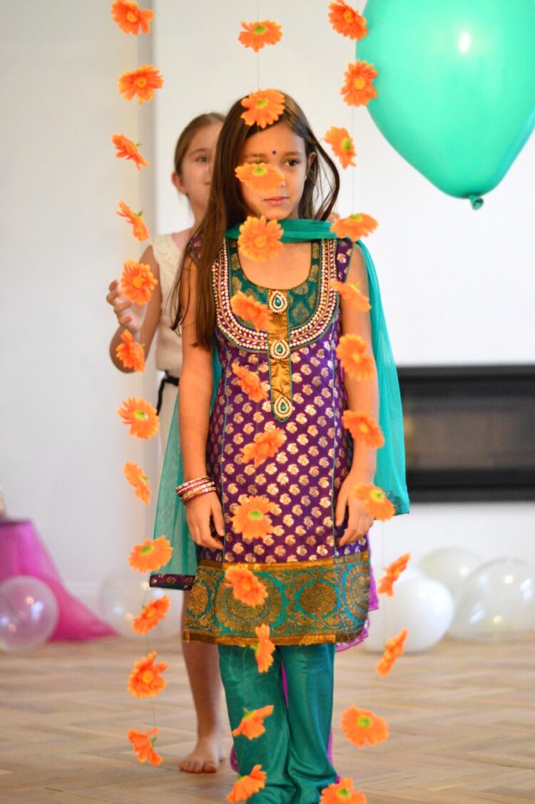 How To Throw A Colourful Bollywood Party DIY Home Decor Your DIY Family how-to-throw-a-colourful-bollywood-party-diy-home-decor-your-diy-family