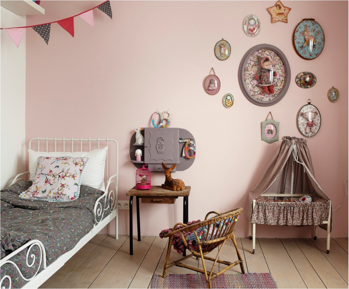 How to create a stunning vintage kids room - DIY home decor - Your ...