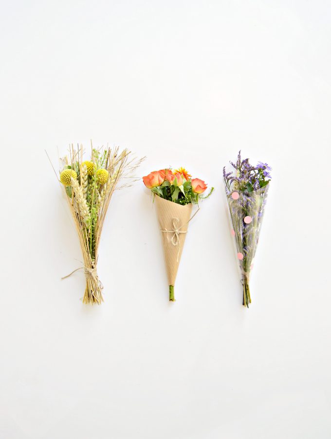 3 ways to wrap a mini bouquet of flowers