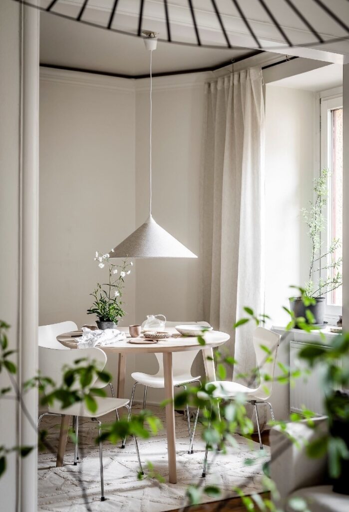 Home tour | cosy Scandi home in soft beige and brown tones - Your DIY ...