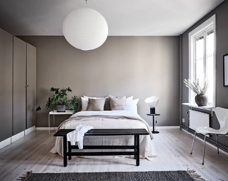 simple grey bedroom decor