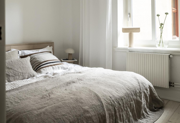 minimalist Scandinavian bedroom