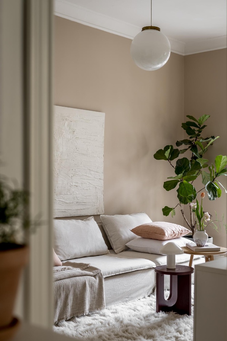 5 Beige Living Rooms With Warmth And Style DIY Home Decor Your DIY 