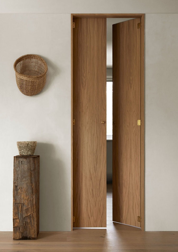 brass door hardware