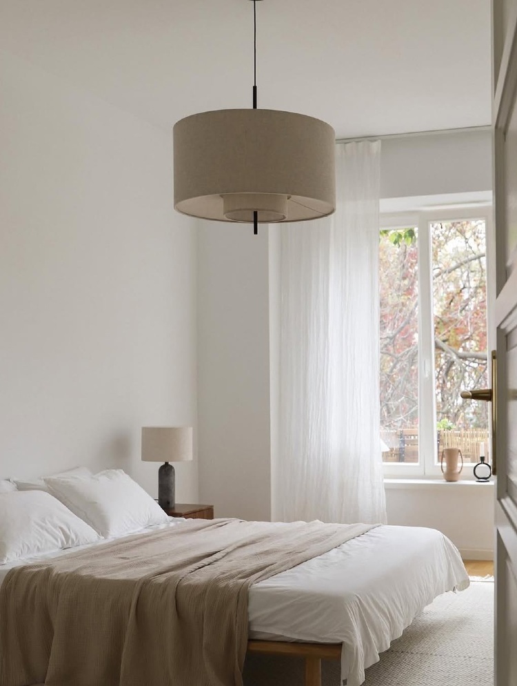 how to dress a bed